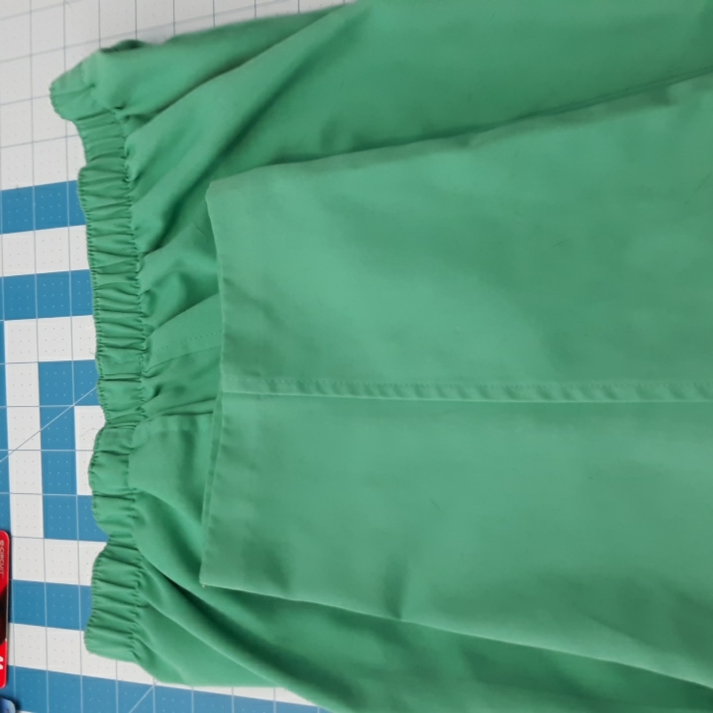 Capris - Picture 5 of 5